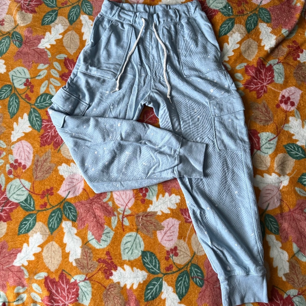 No Boundaries Women's White Paint Splatter Baby Blue Cotton Jogger Sweatpants